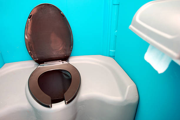 Best Porta potty delivery and setup  in Martinsburg, WV