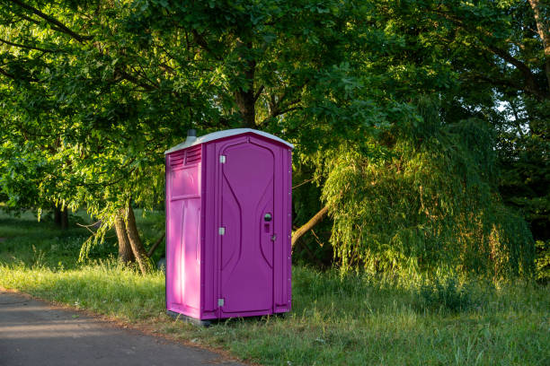 Best Portable toilet rental cost  in Martinsburg, WV
